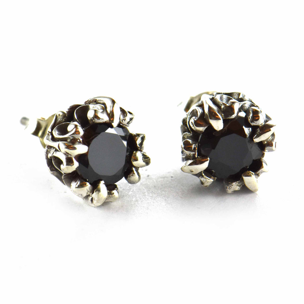 Rivet silver studs earring with black CZ