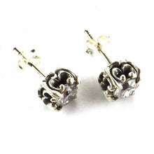 Rivet silver studs earring with white CZ