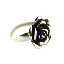 Rose silver ring with oxidizing