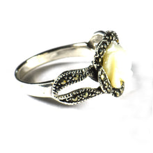 Rose silver ring with marcasite & mother of pearl