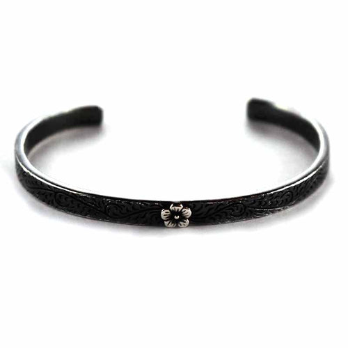 Sakura pattern with black rhodium silver bangle