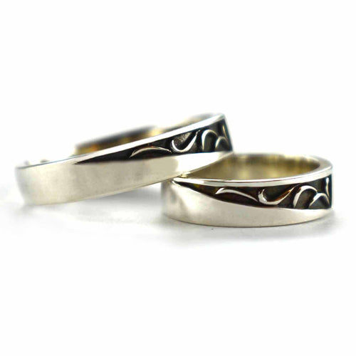 Seagrass pattern couple ring with silver oxidized