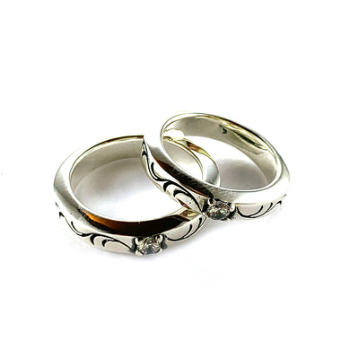 Seagrass silver couple ring with white CZ