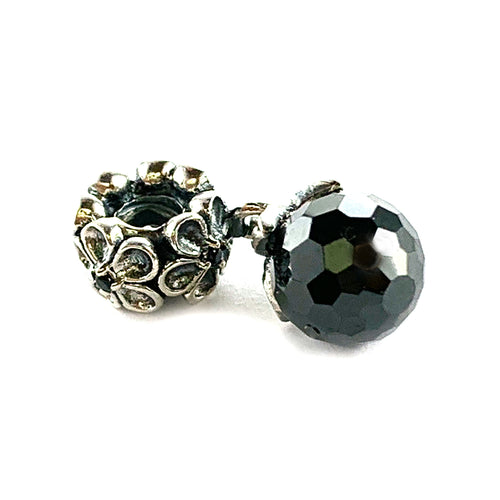 Silver beads with onyx ball