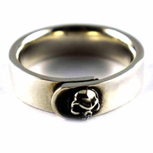 Skull belt shape silver ring