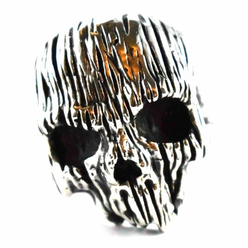 Skull with wood grain silver ring
