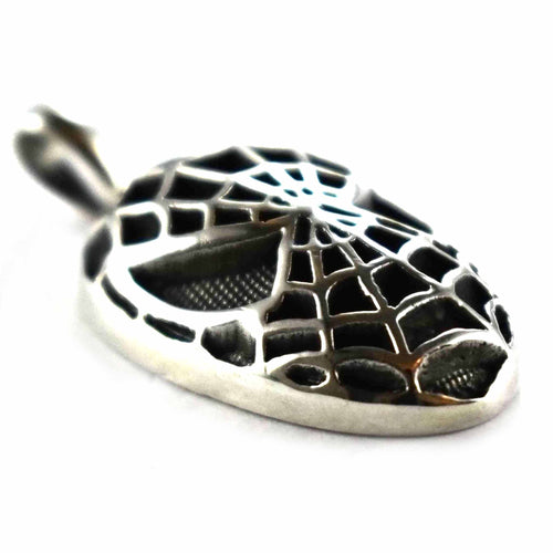 Spiderman with oxidize silver pendant