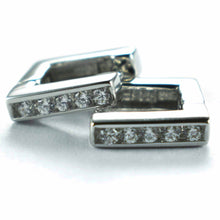 Square silver earring with white CZ & platinum plating