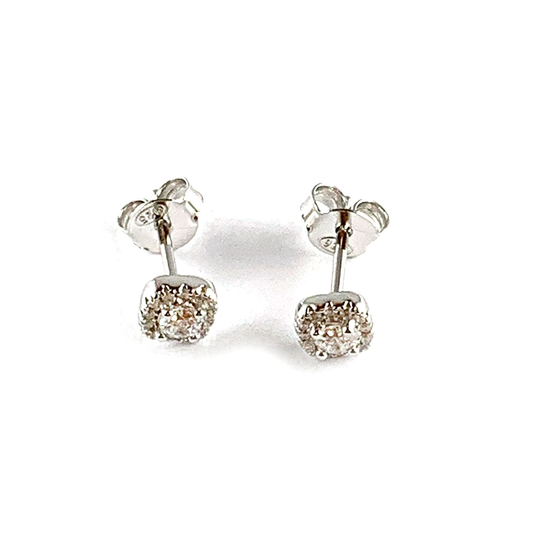 Square silver studs earring with full of CZ