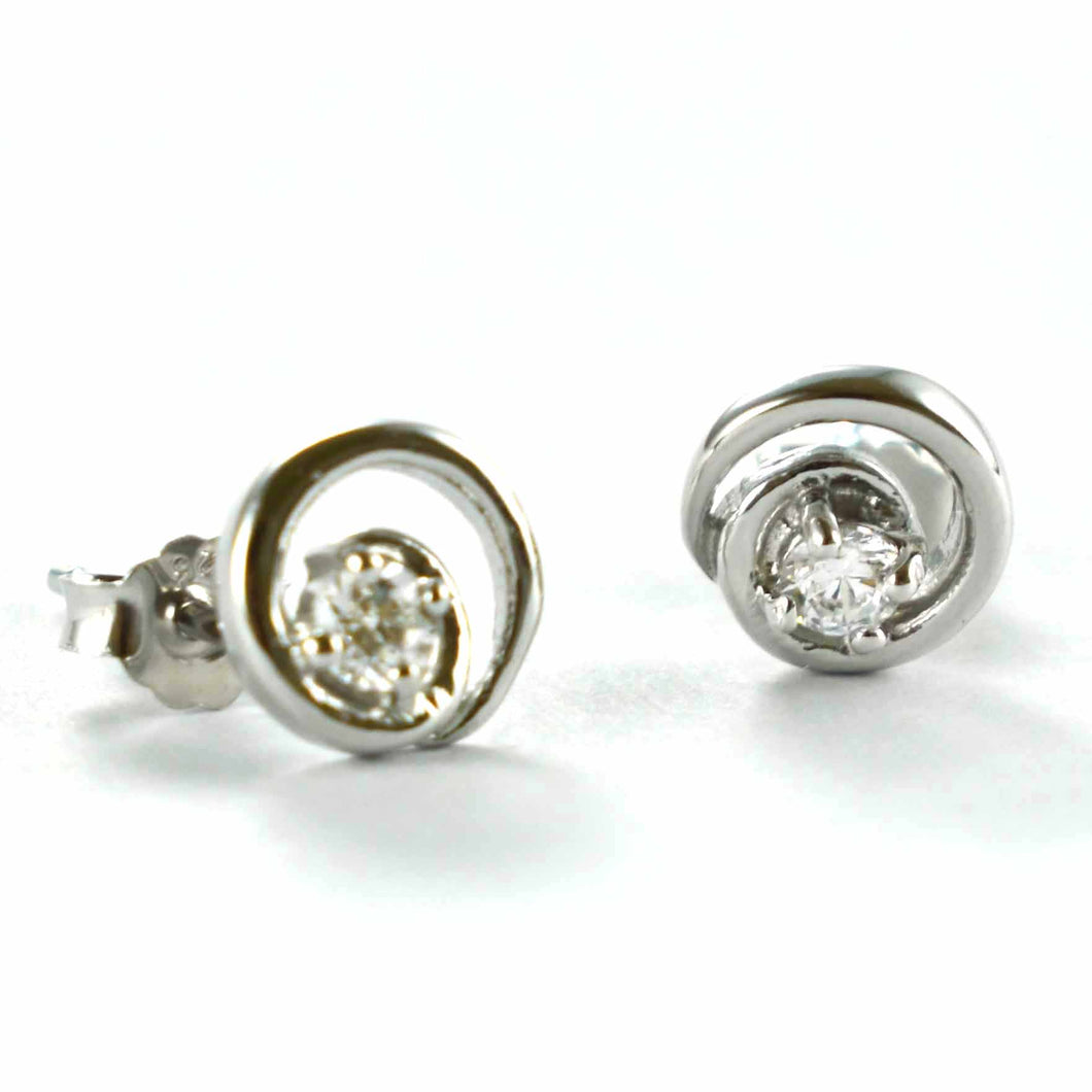Stud silver earring with mediate pattern & white CZ