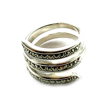 Twist silver ring with marcasite