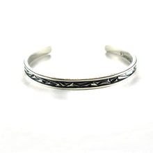 Two hearts become one silver couple bangle