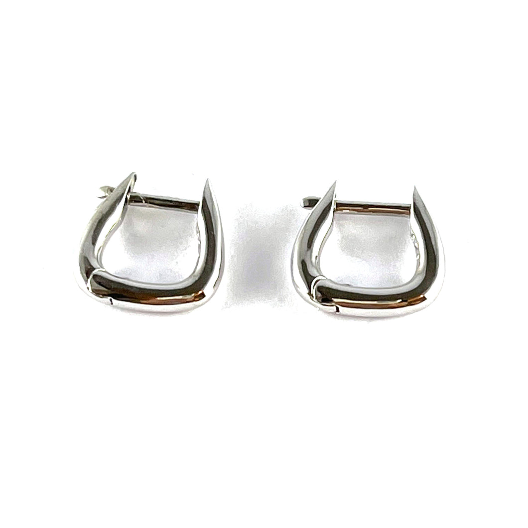 U shape silver circle earring