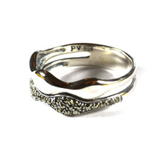 Wave pattern silver ring with marcasite