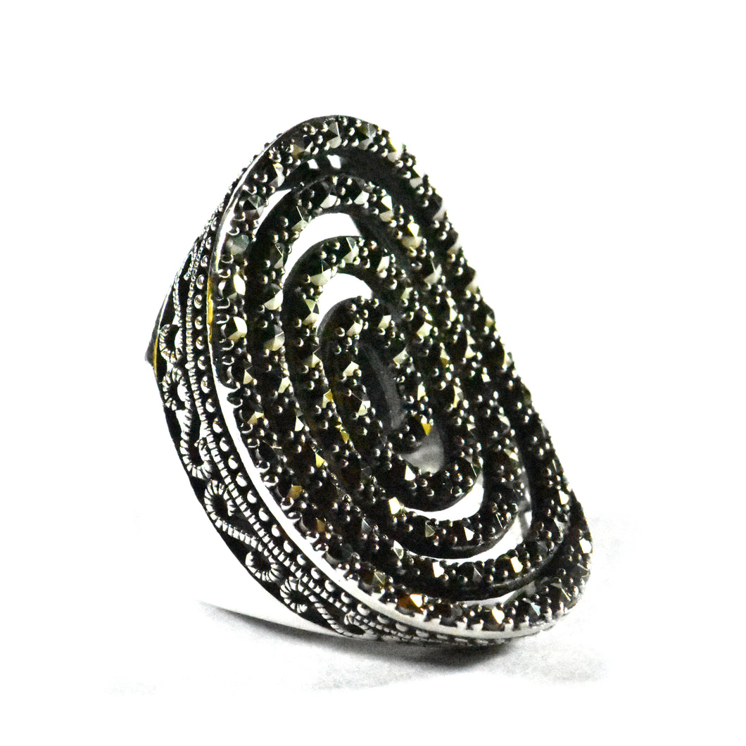 Whirlpool silver ring with marcasite