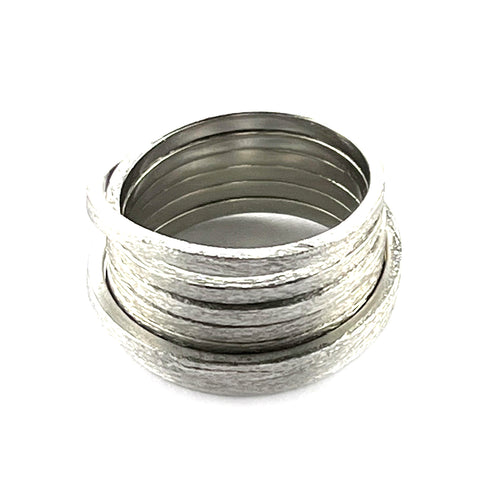 Wire silver ring with ice cut