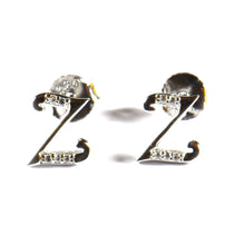 Z silver earring with white CZ